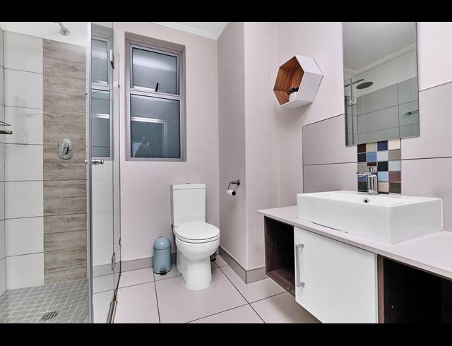 2 BEDROOM APARTMENT FOR SALE IN ROSEBANK